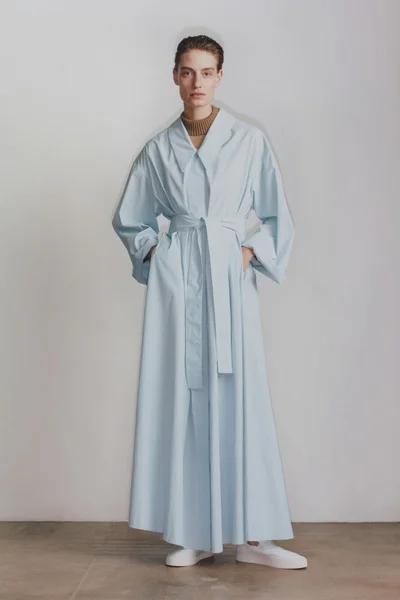 Look 16